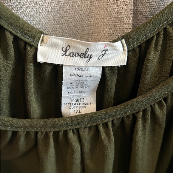 Olive Jumpsuit with Pockets Size 1X - Picture 4 of 4